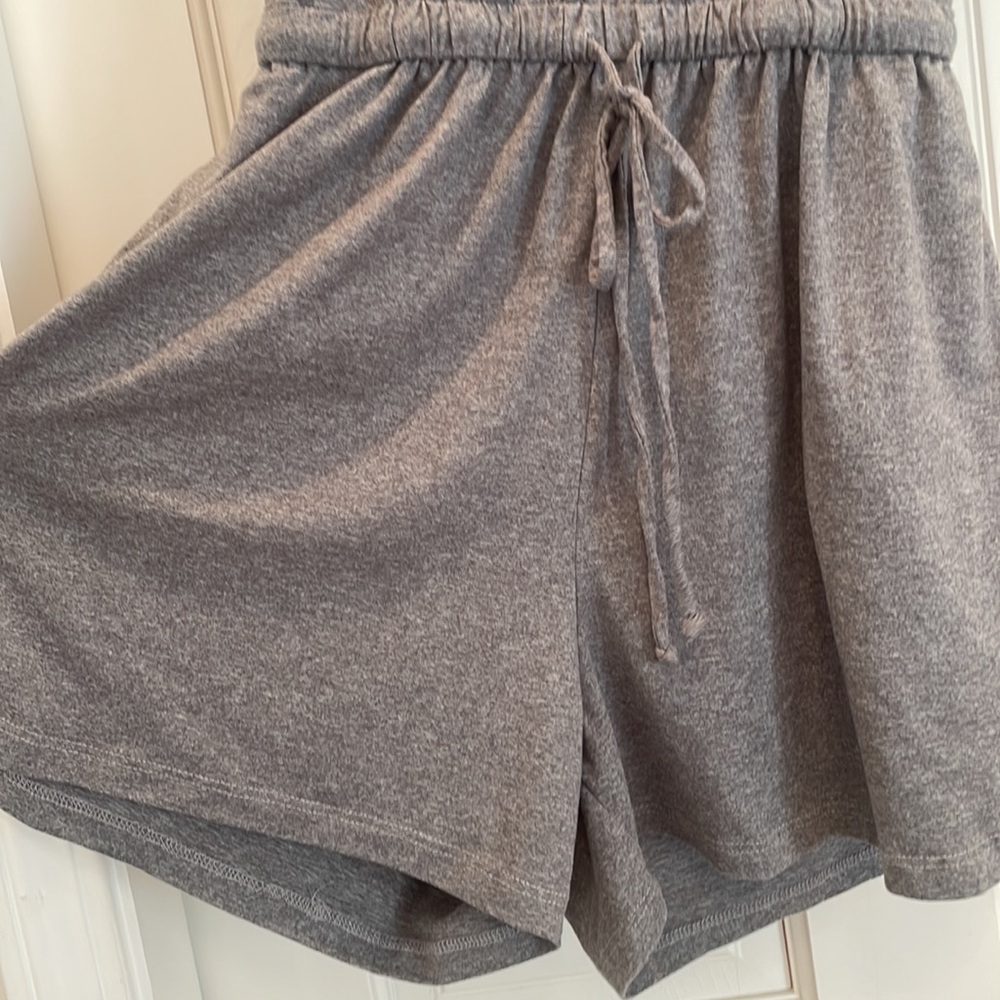 Socialite romper - Picture 3 of 4